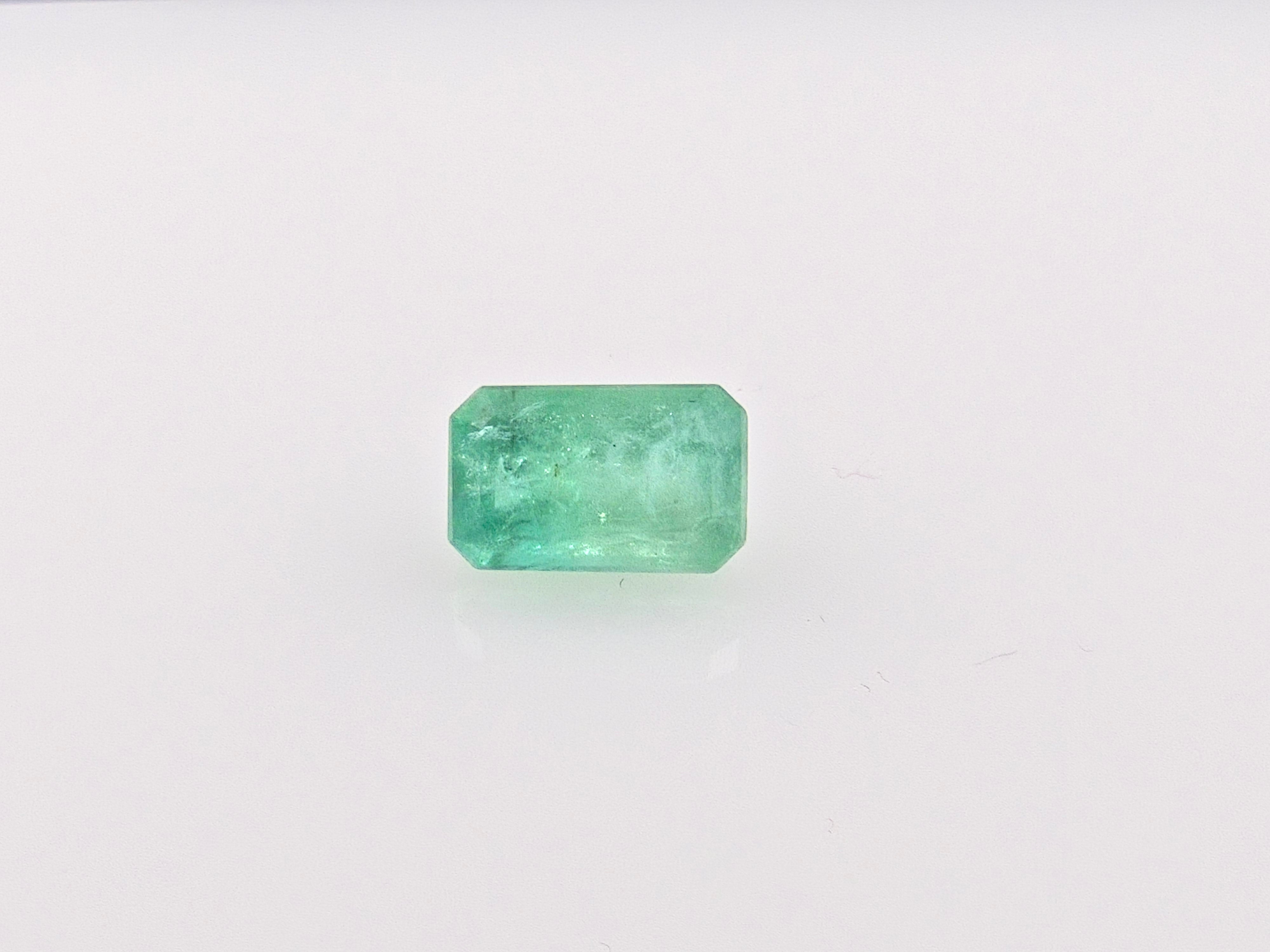 EMERALD- 3.27 Carats