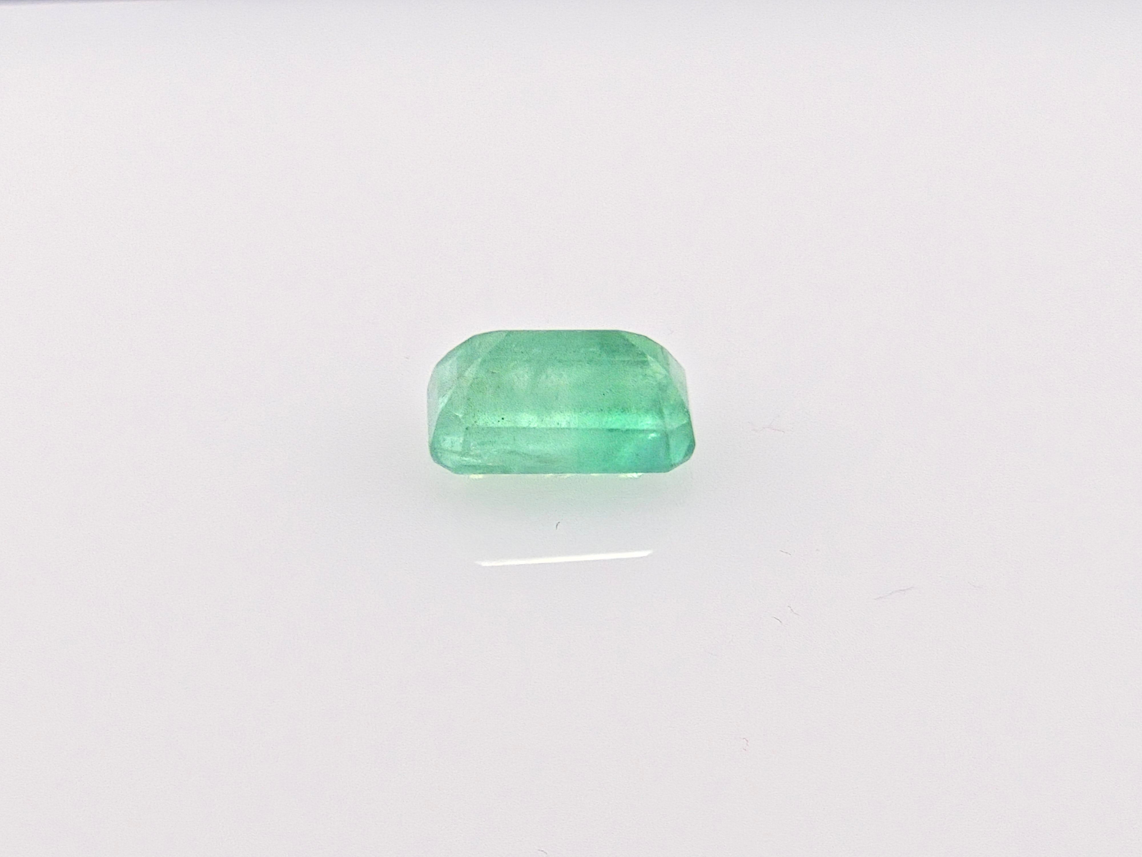 EMERALD- 3.27 Carats