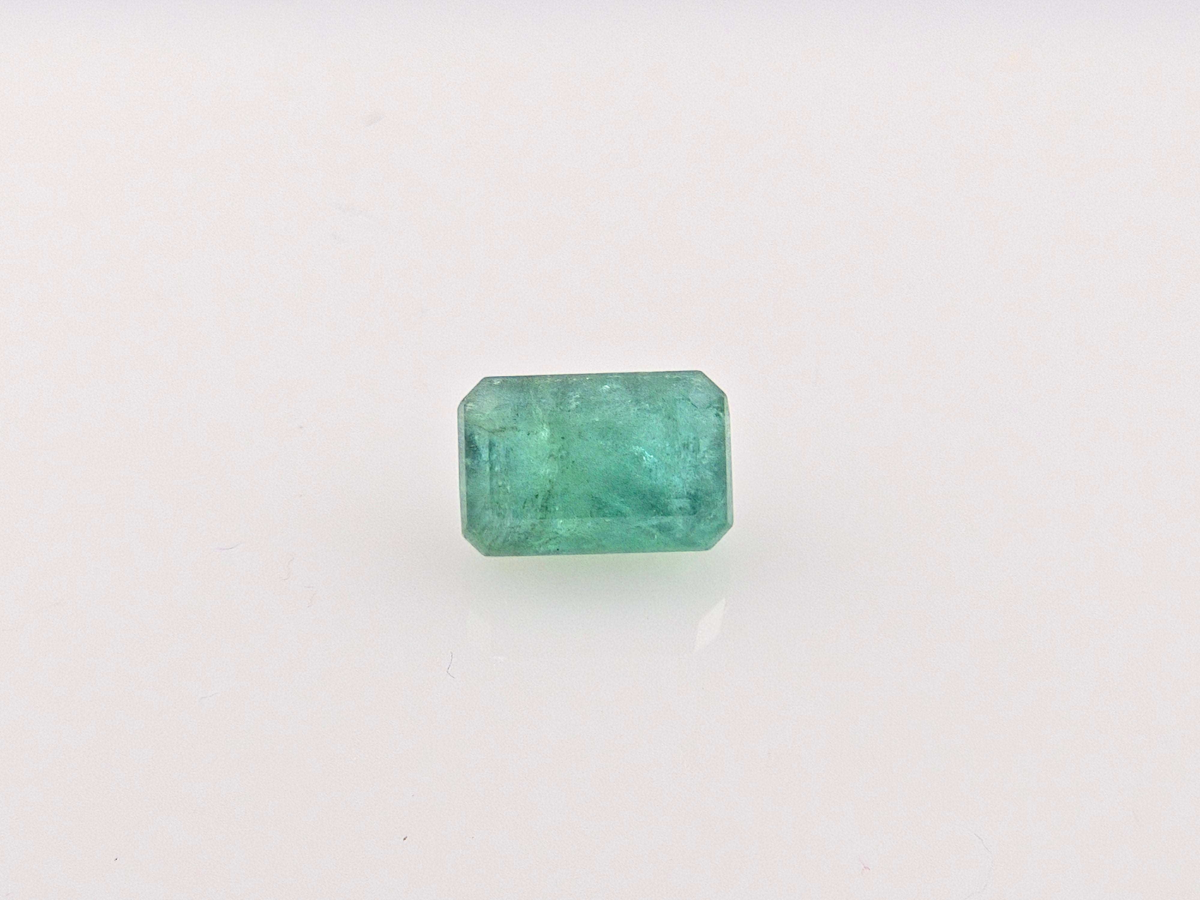 EMERALD-   3.96 Carats