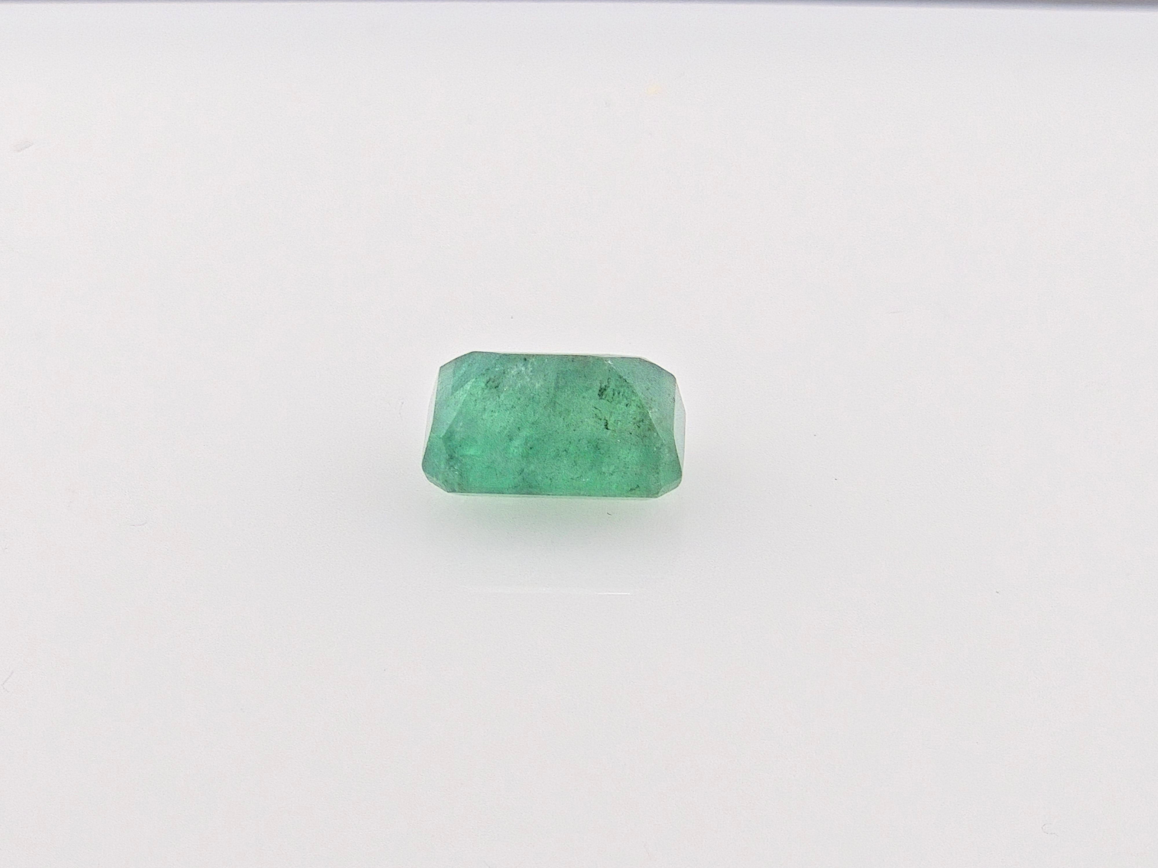 EMERALD-   3.96 Carats