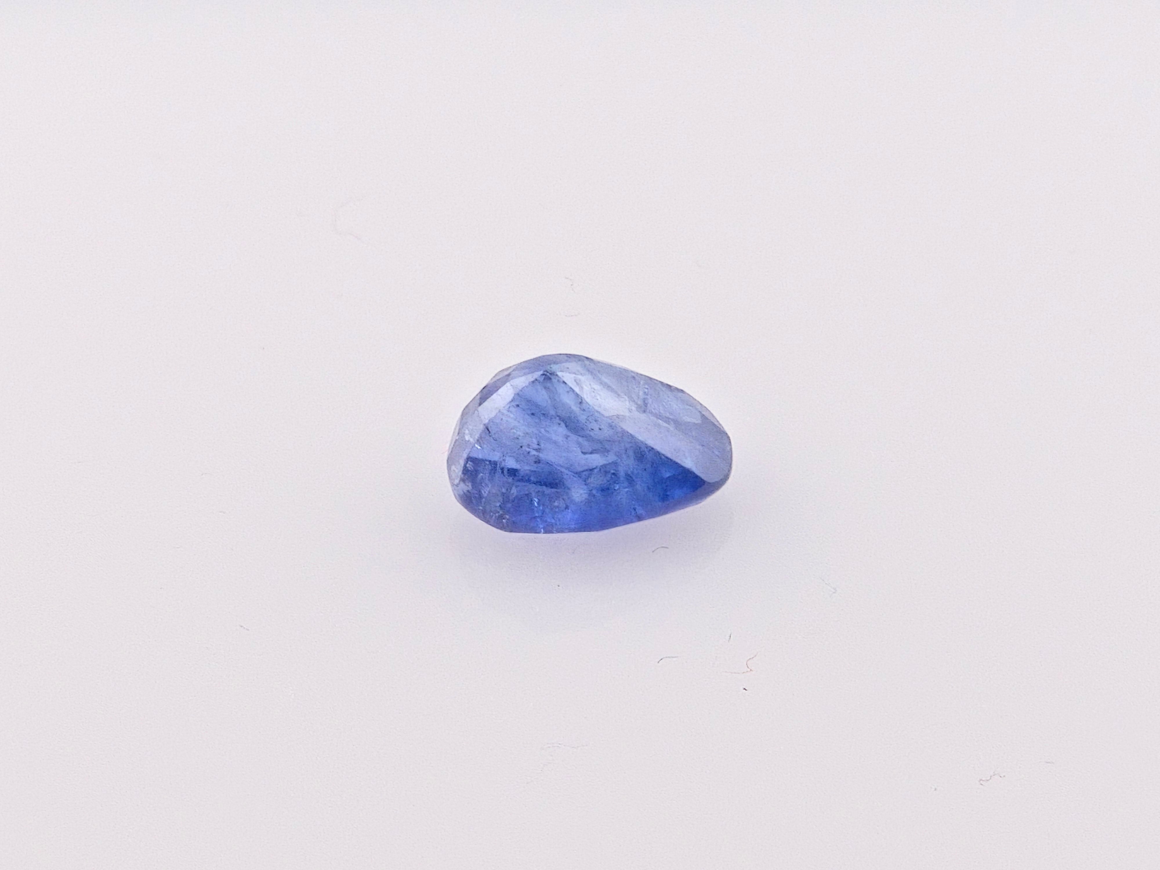 BLUE SAPPHIRE- 3.71 Carats