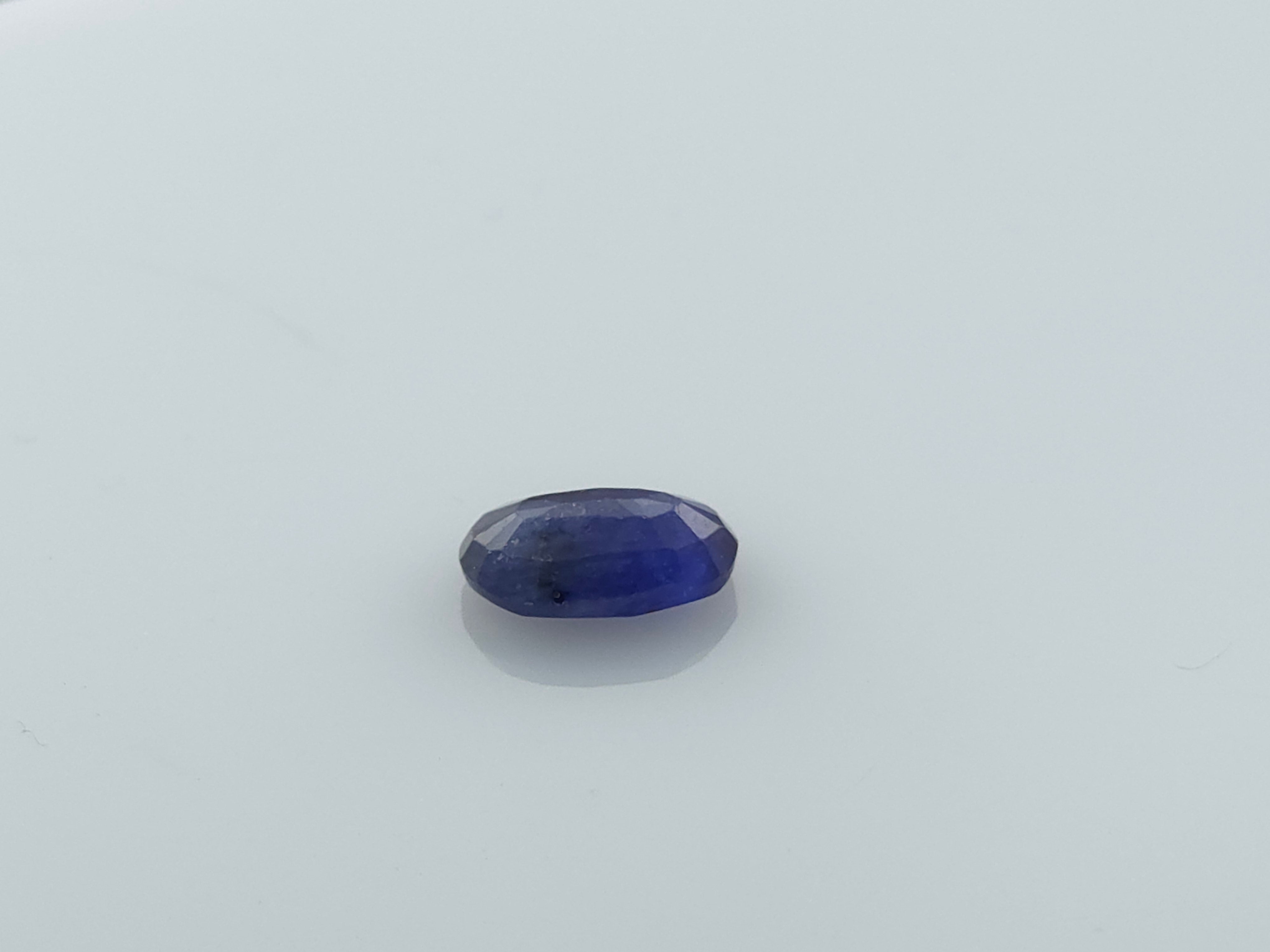 BLUE SAPPHIRE - 3 CARATS