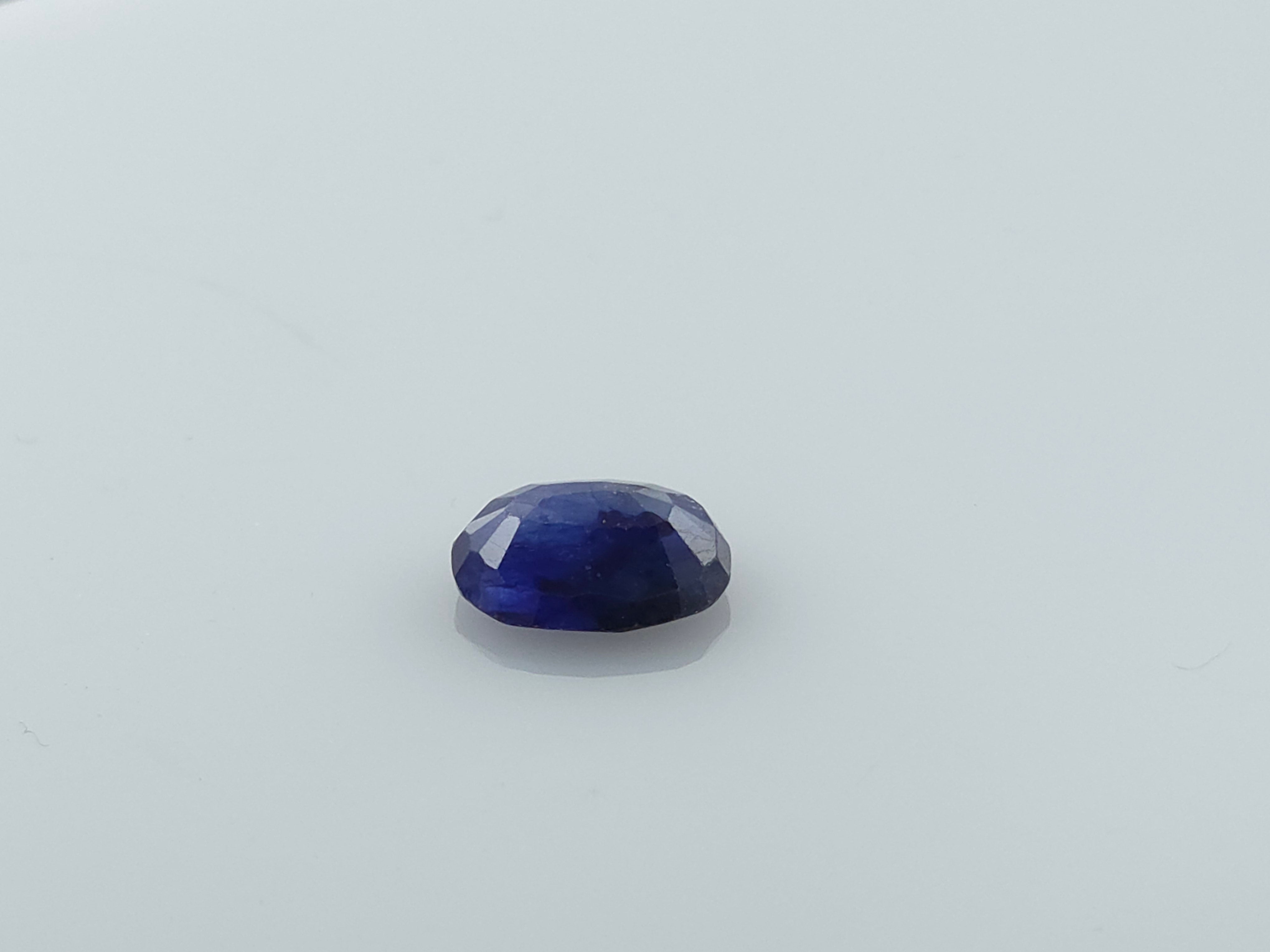 BLUE SAPPHIRE - 3 CARATS