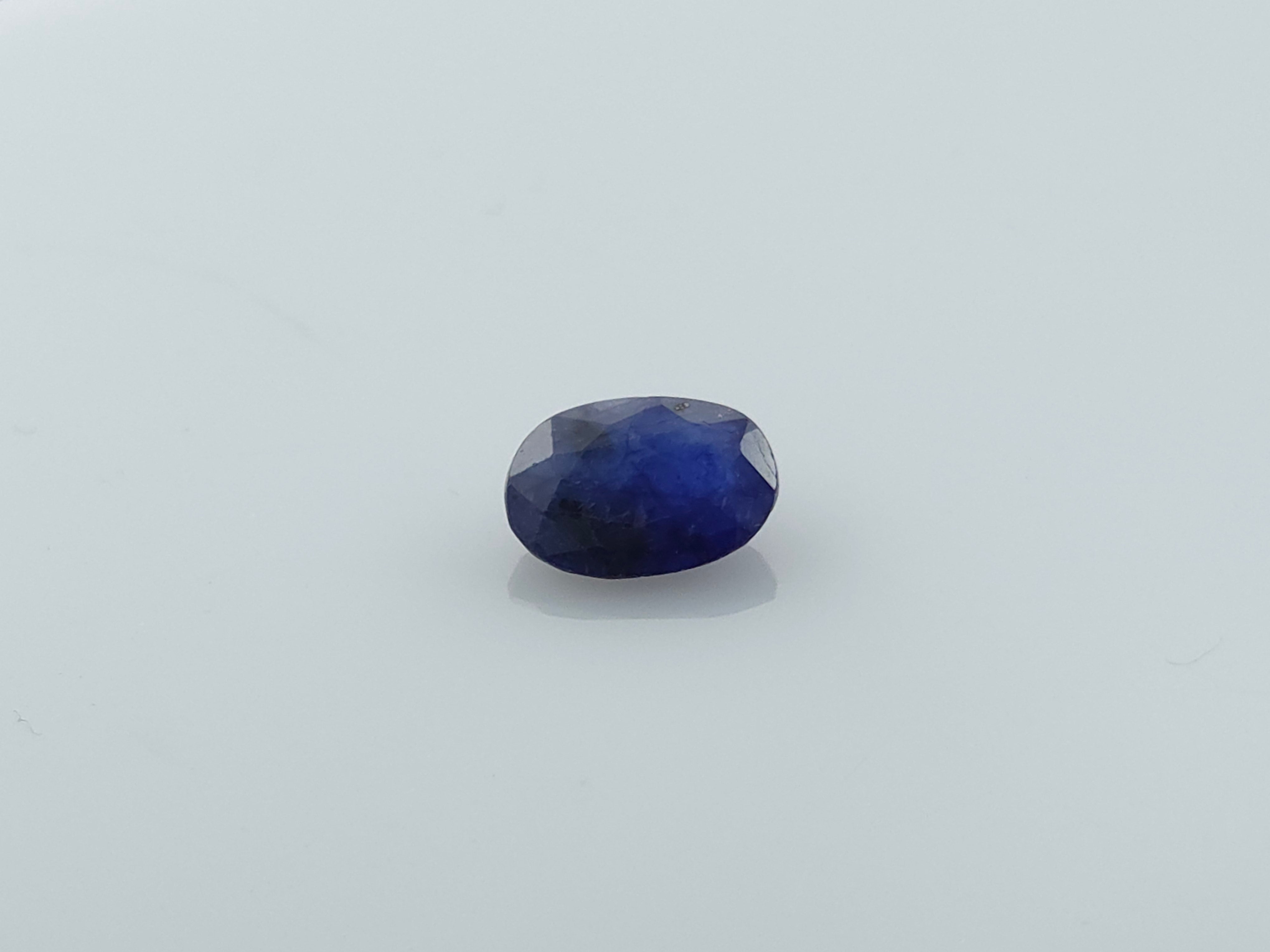 BLUE SAPPHIRE - 3 CARATS
