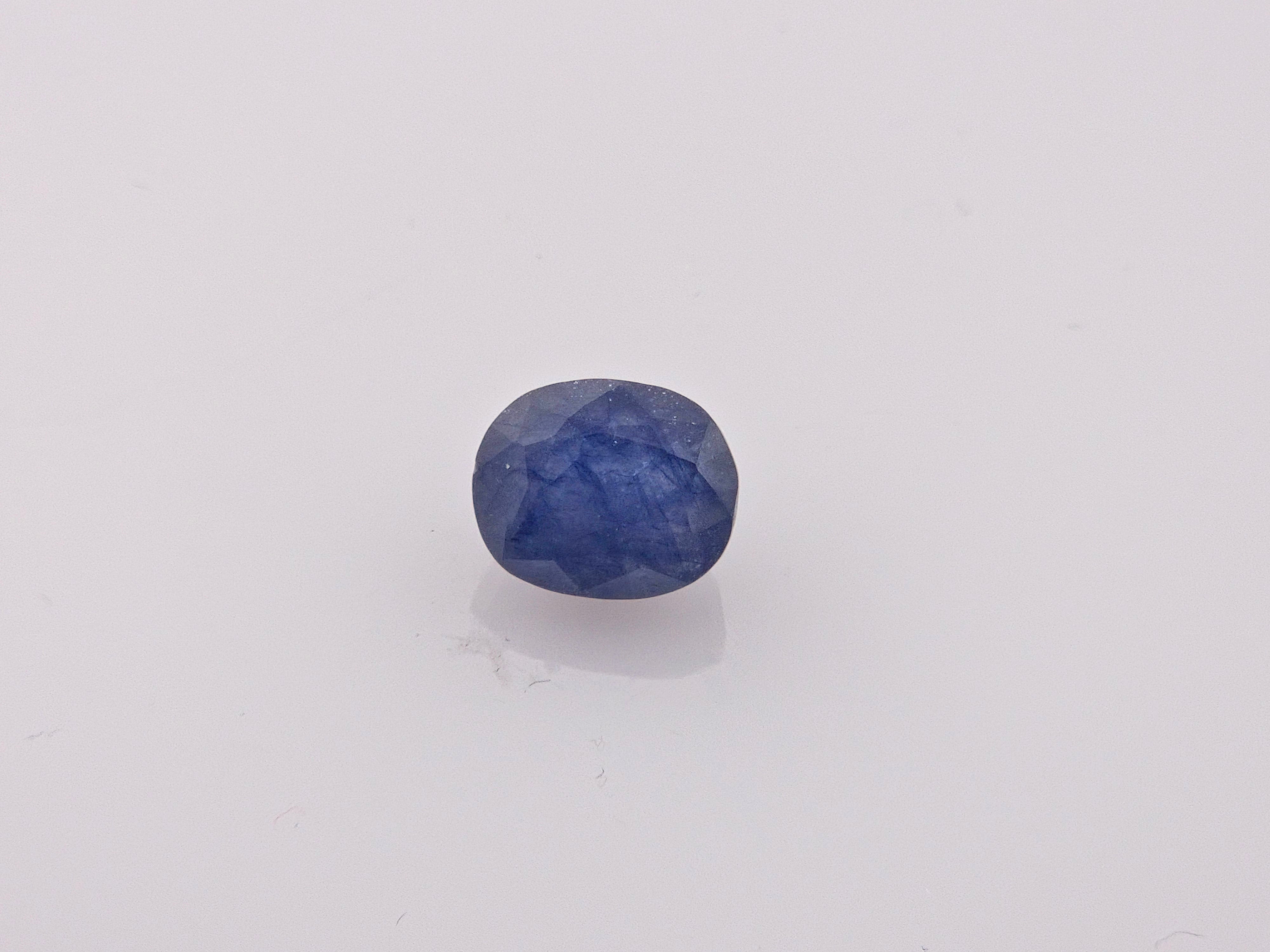 BLUE SAPPHIRE - 5.03 Carats