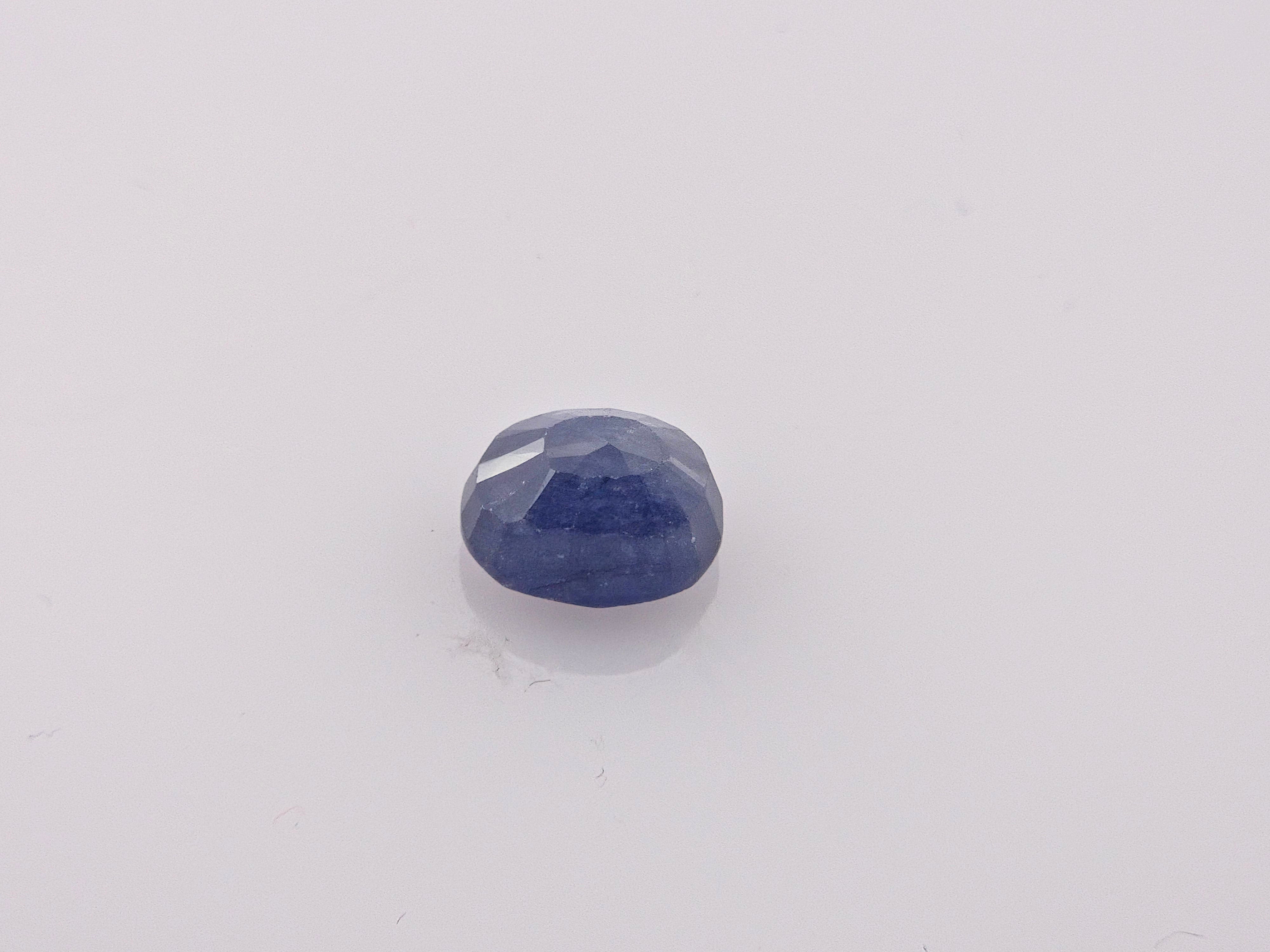 BLUE SAPPHIRE - 5.03 Carats