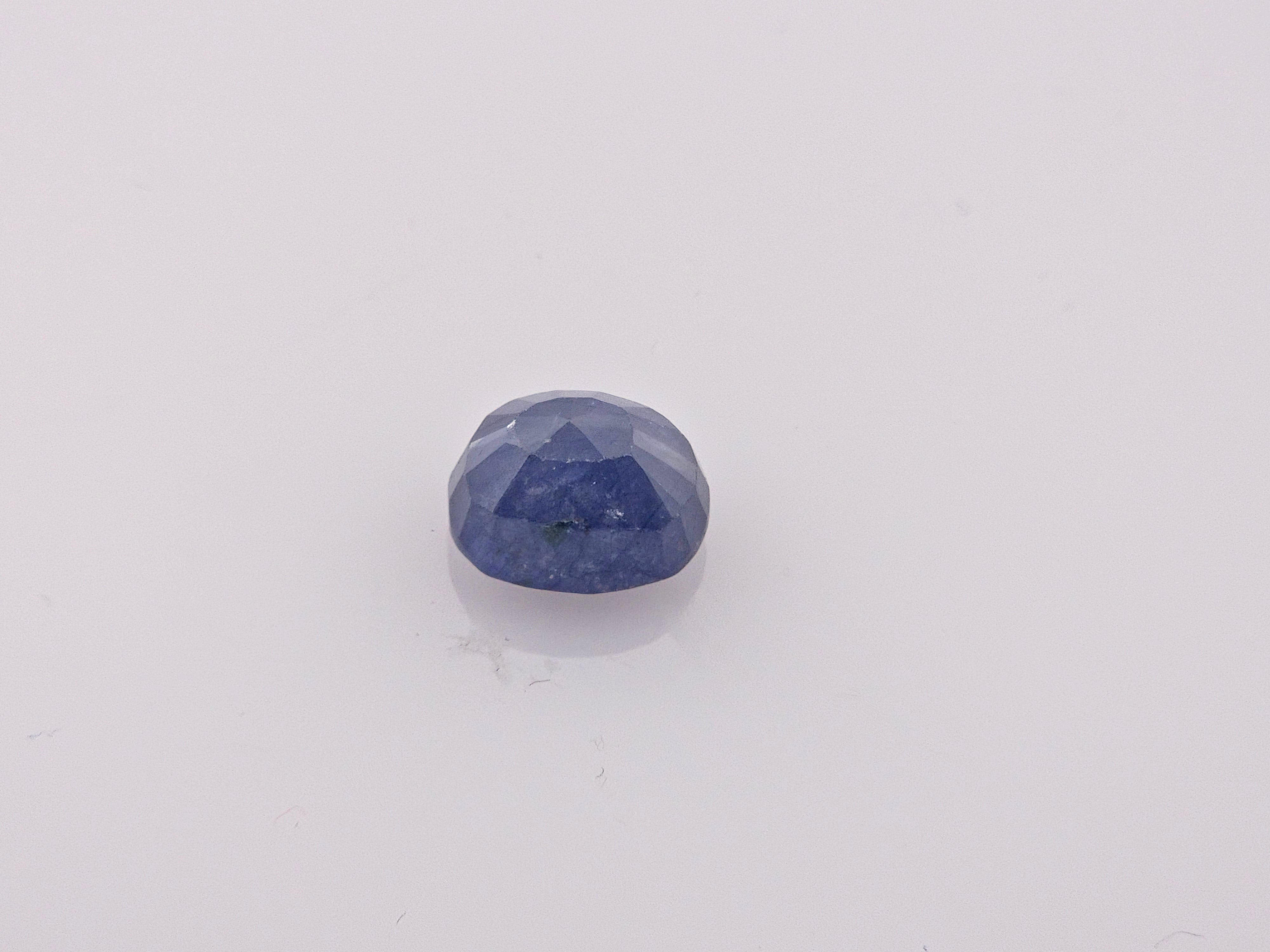BLUE SAPPHIRE - 5.03 Carats