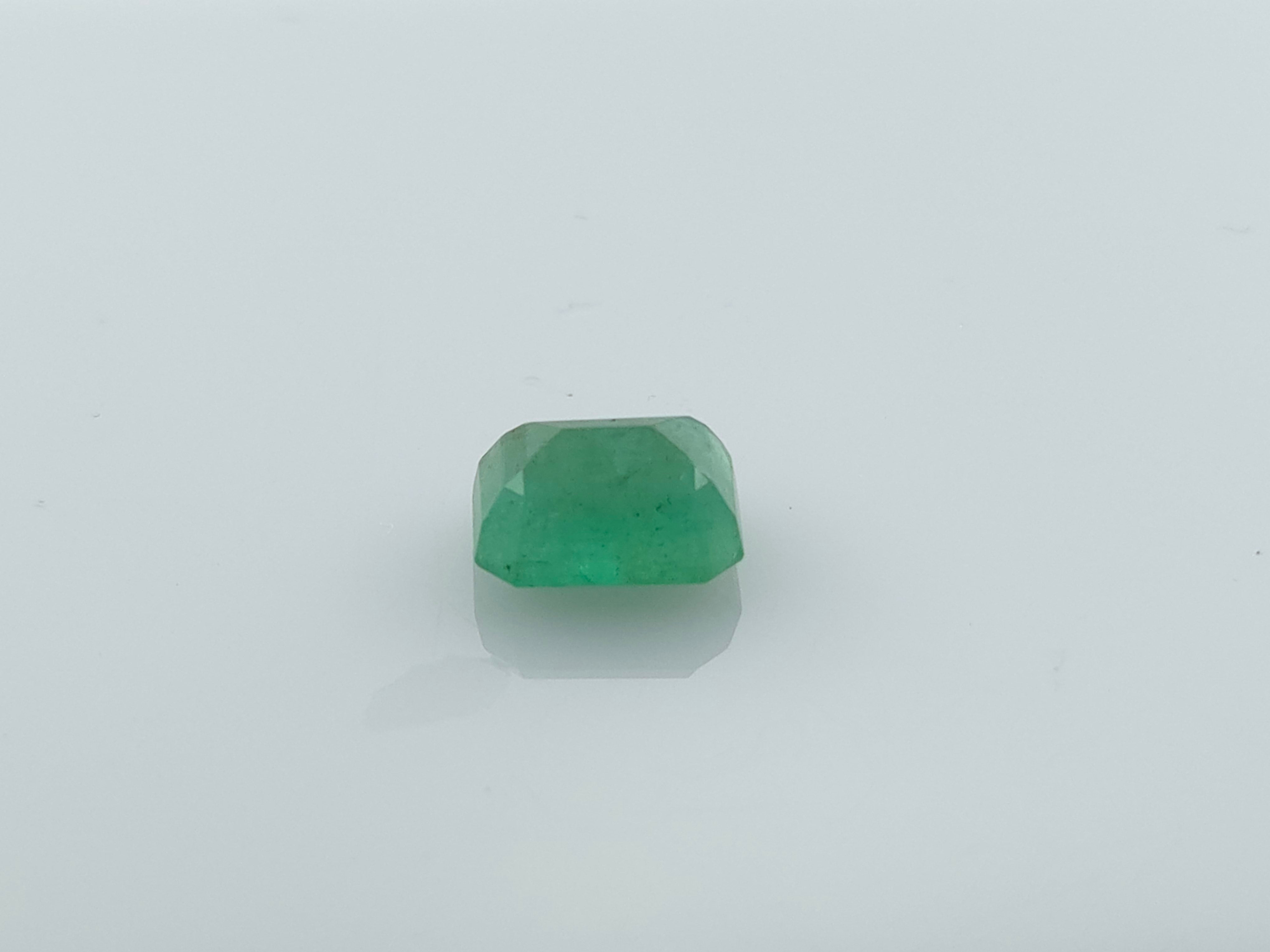 EMERALD - 4.71 CARATS
