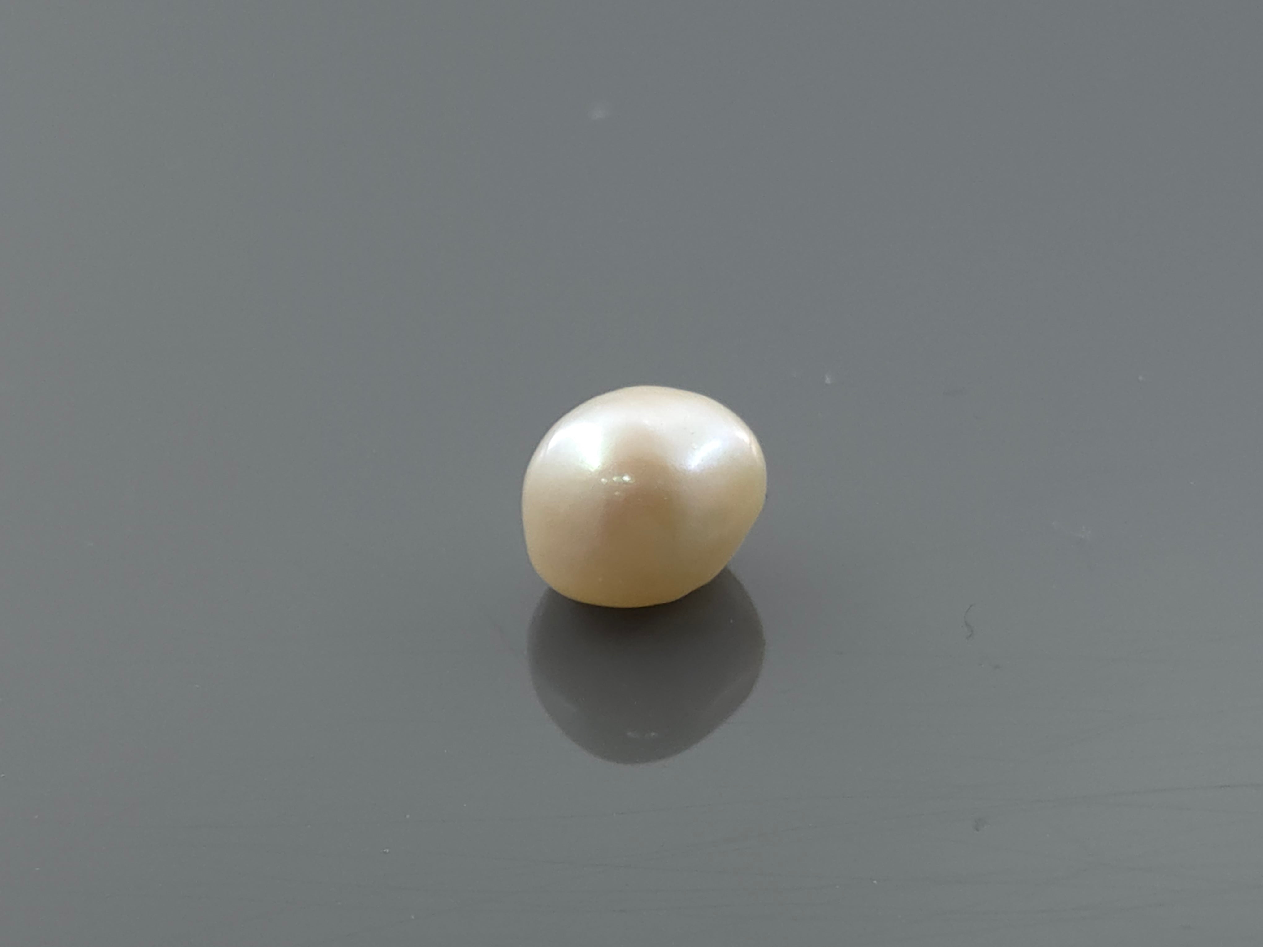 PEARL - 4.62 CARATS