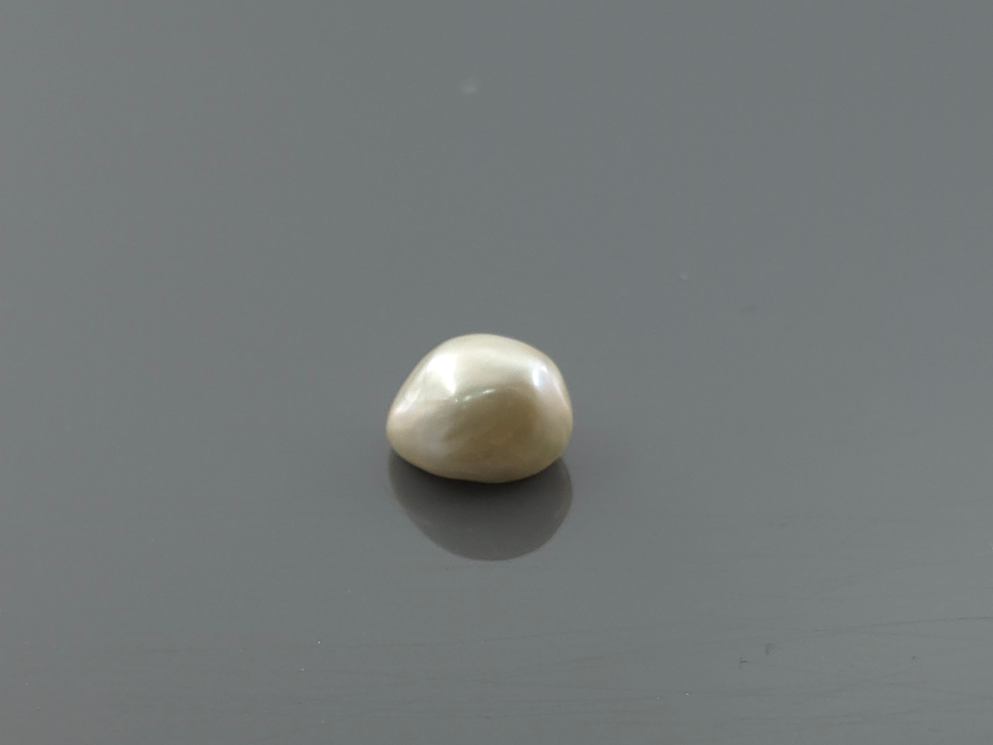 PEARL - 4.70 Carats
