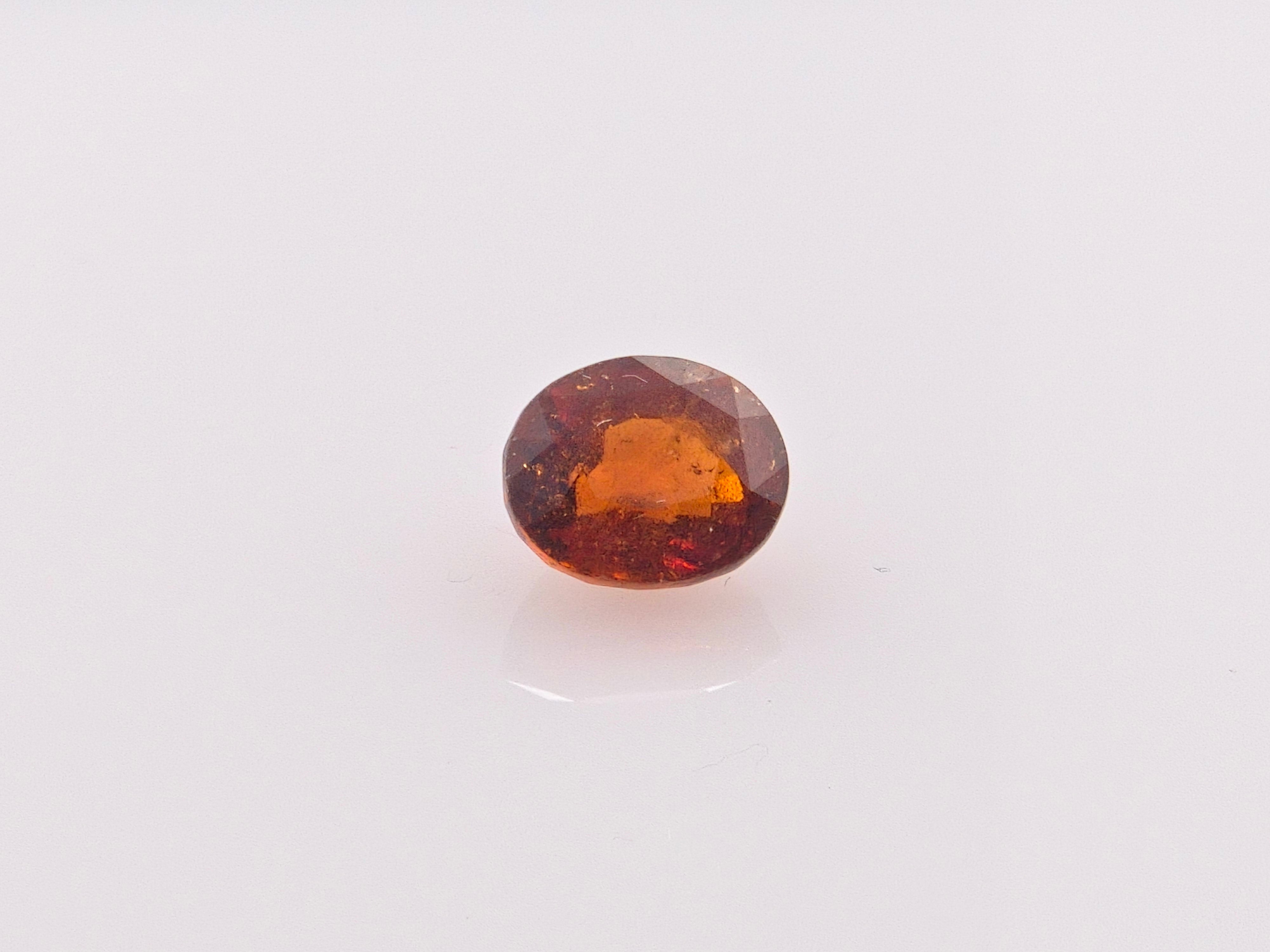 HESSONITE - 3.69 Carats
