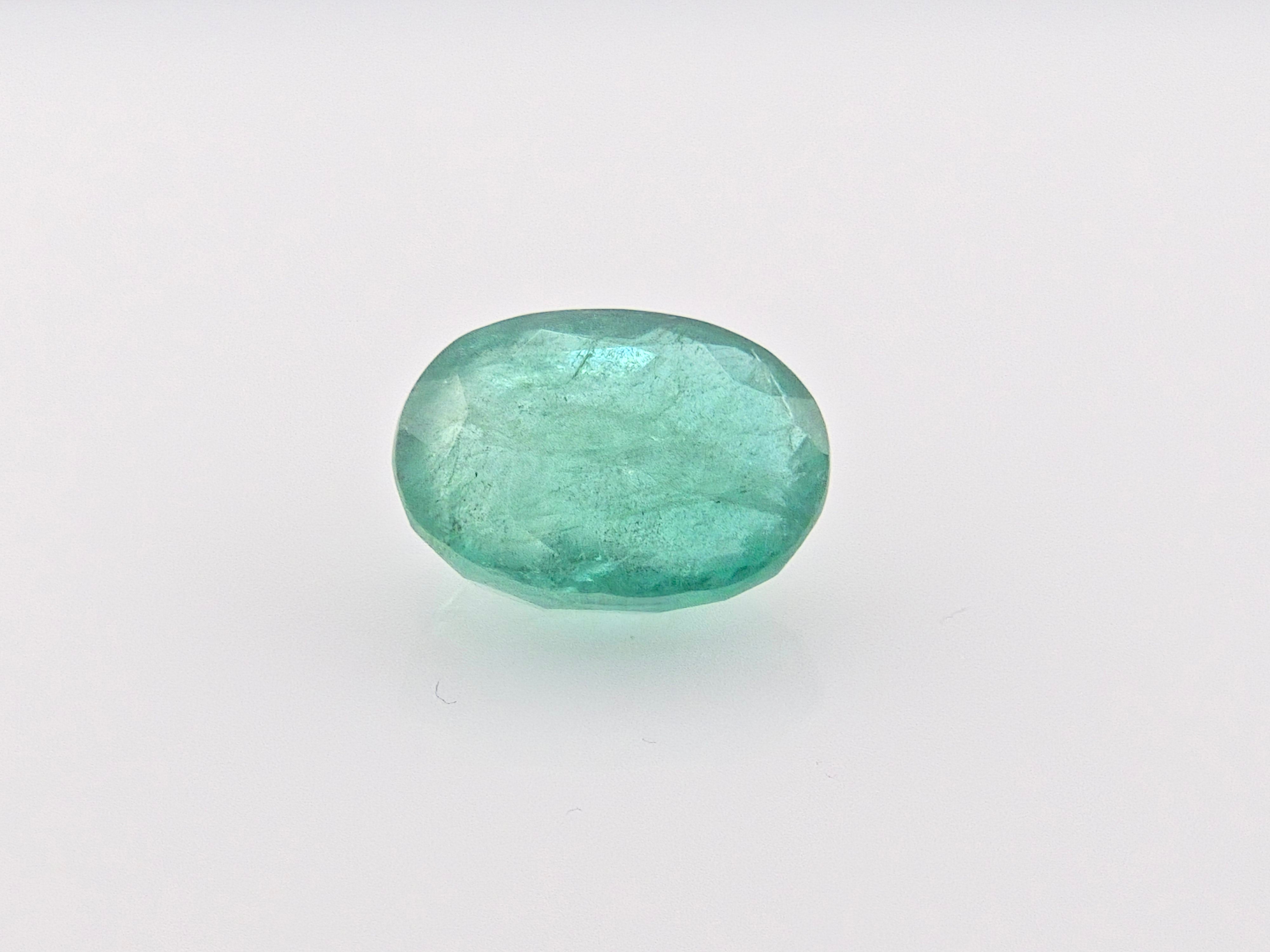 EMERALD - 9.92 Carats