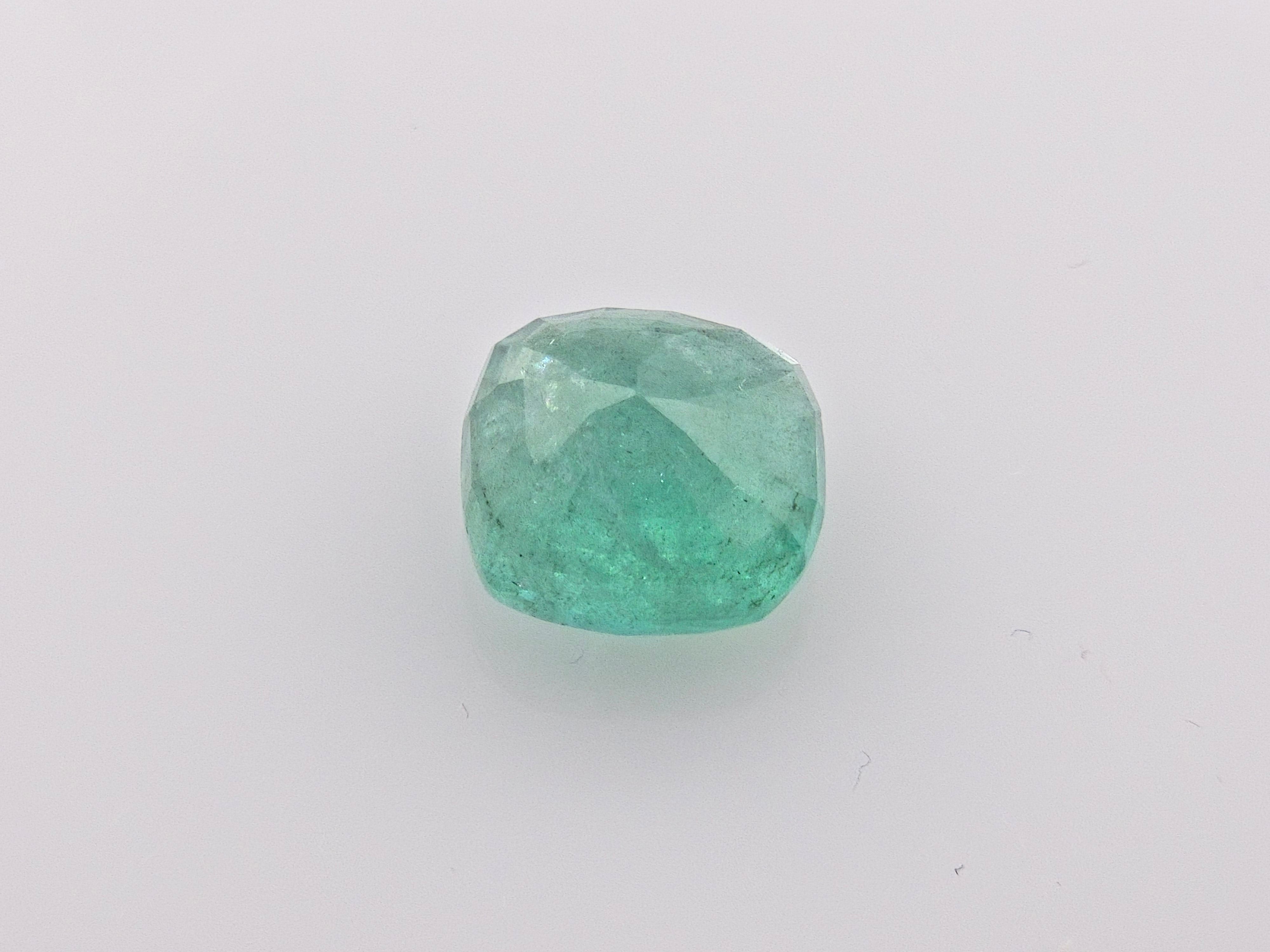 EMERALD - 8.01 Carats