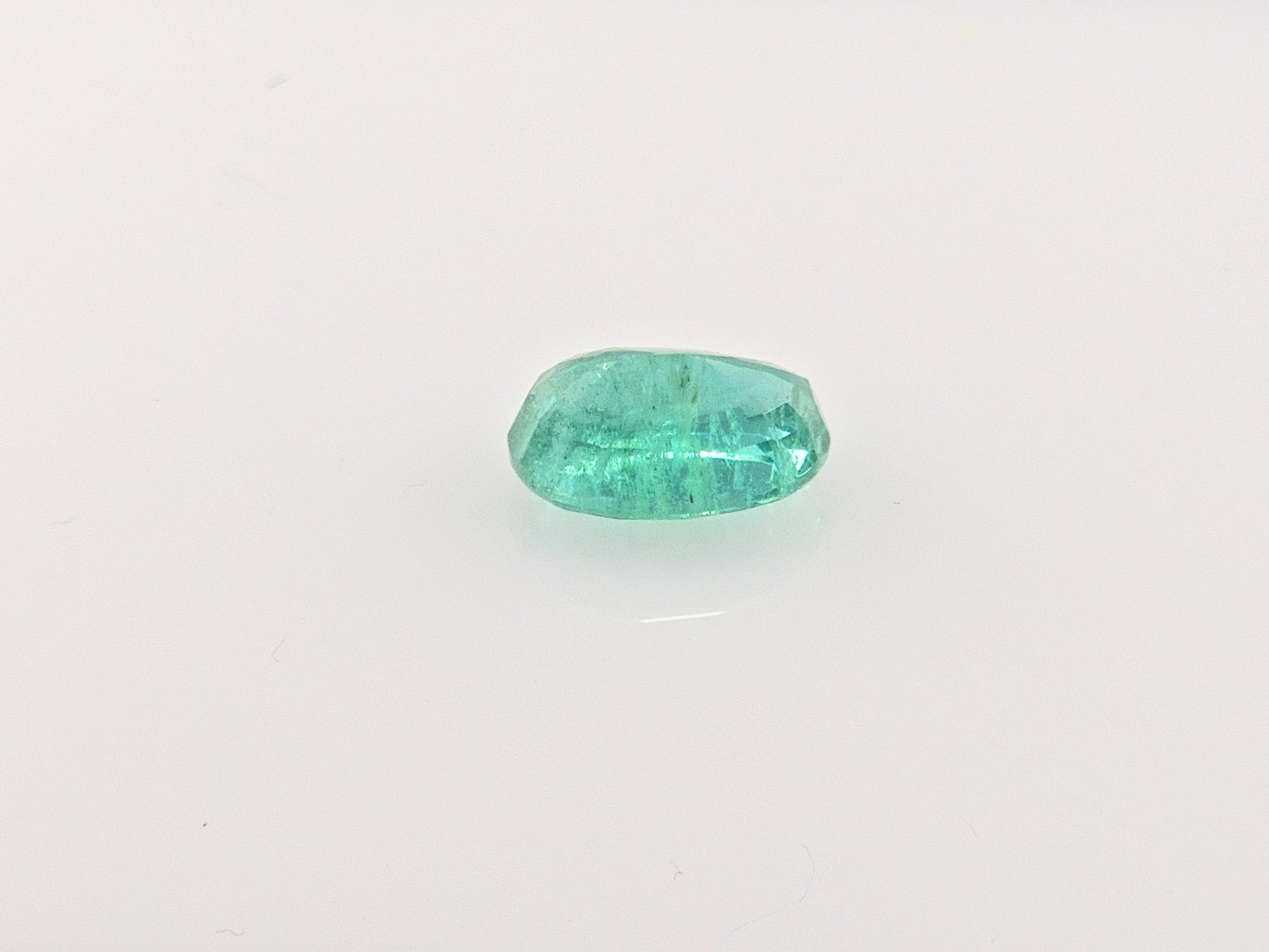 EMERALD - 4.73 Carats