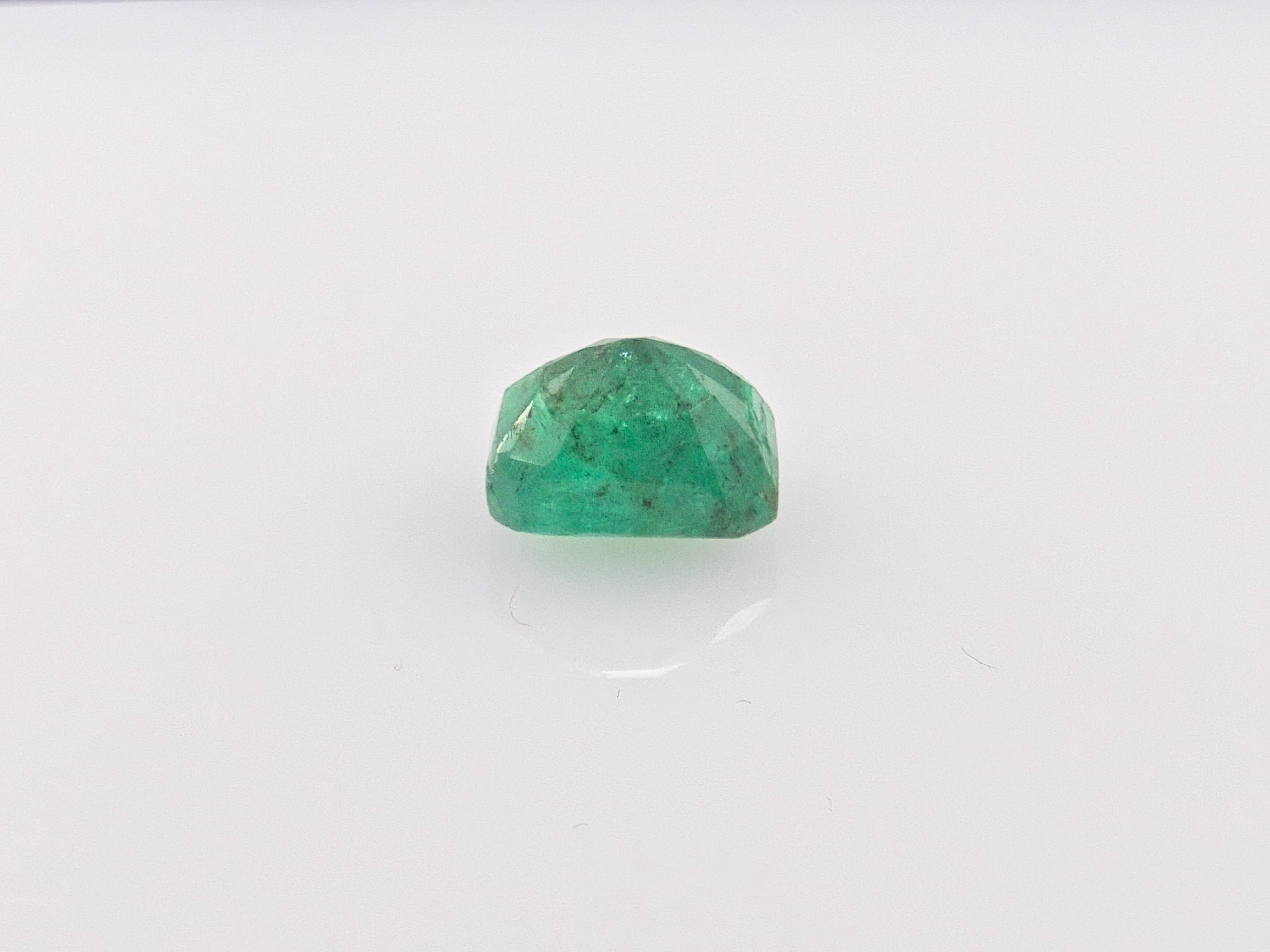 EMERALD- 4.58Carats