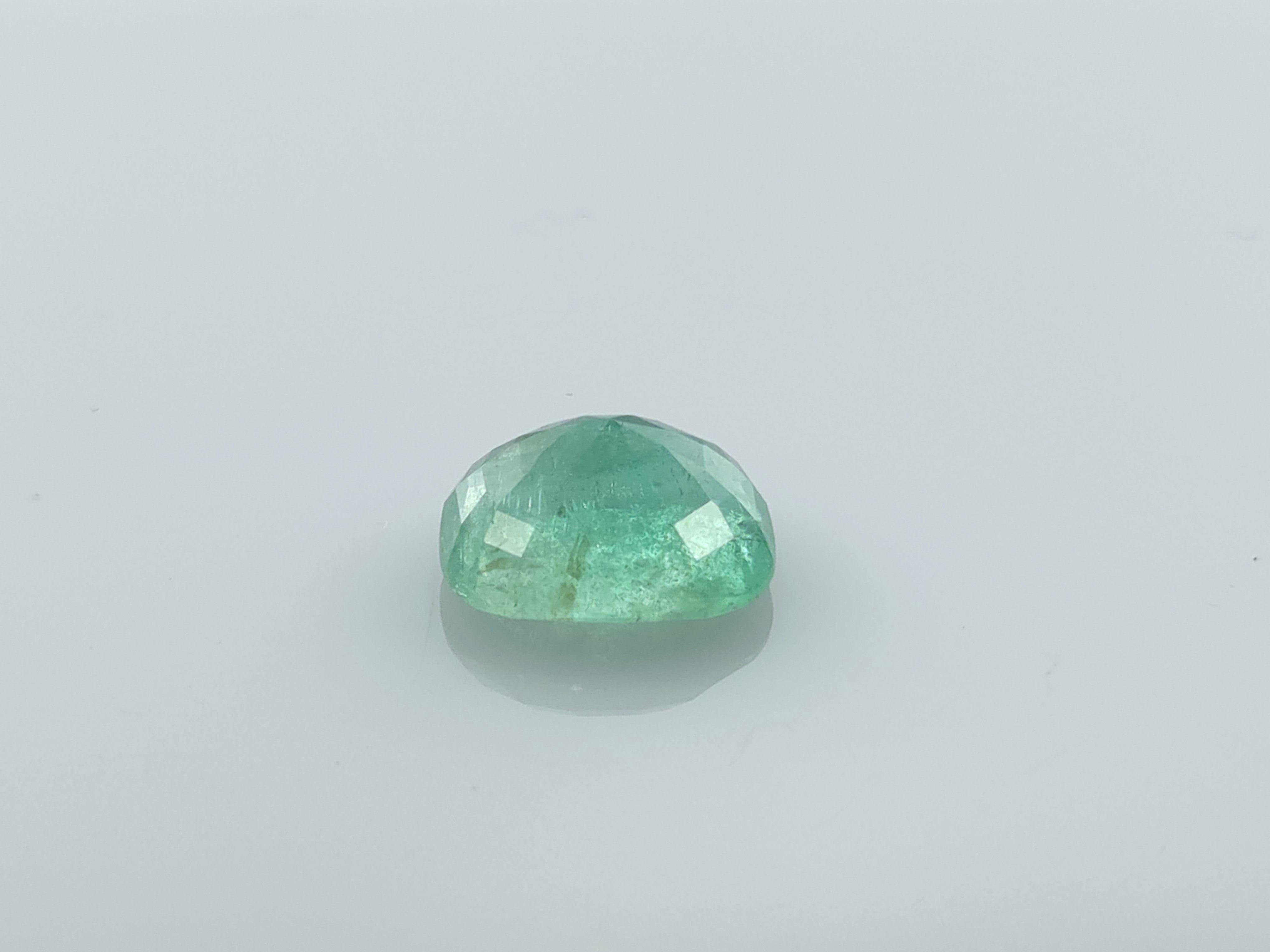 EMERALD - 6.66 CARATS