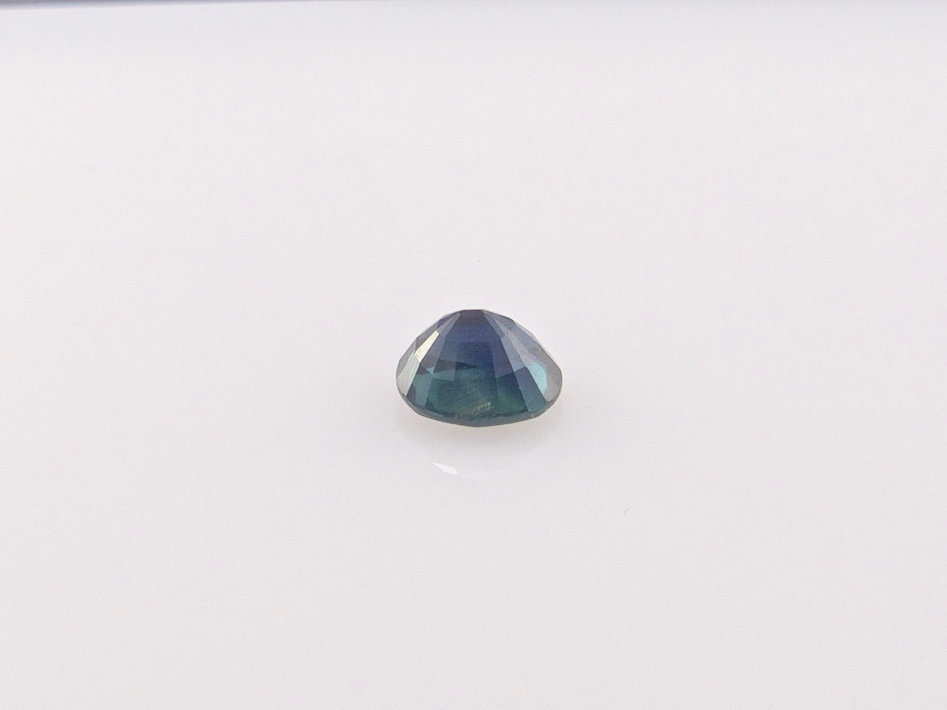 BLUE SAPPHIRE - 2.7 CARATS