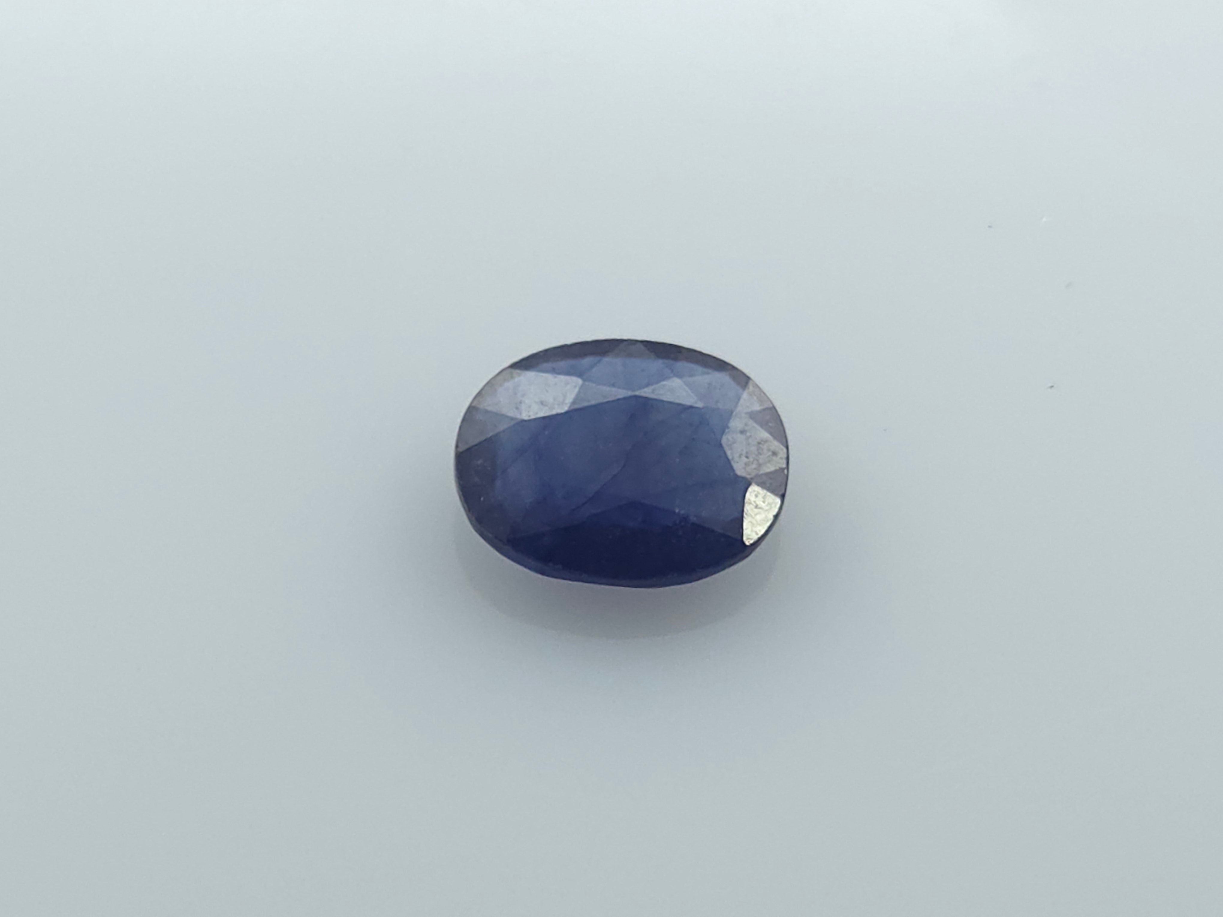 BLUE SAPPHIRE - 3.27 CARATS