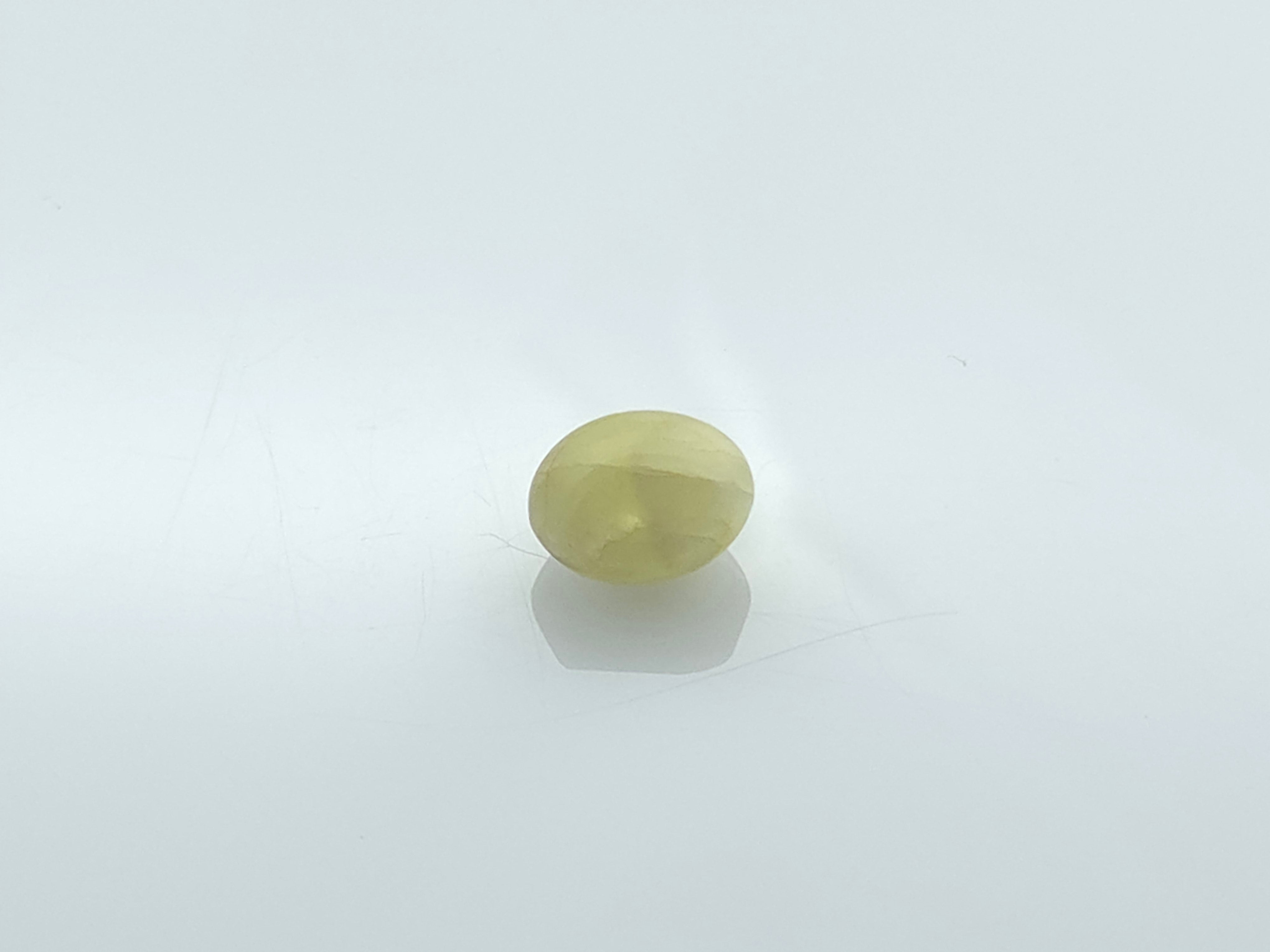 CHRYSOBERYL CATS EYE - 4.94 CARATS