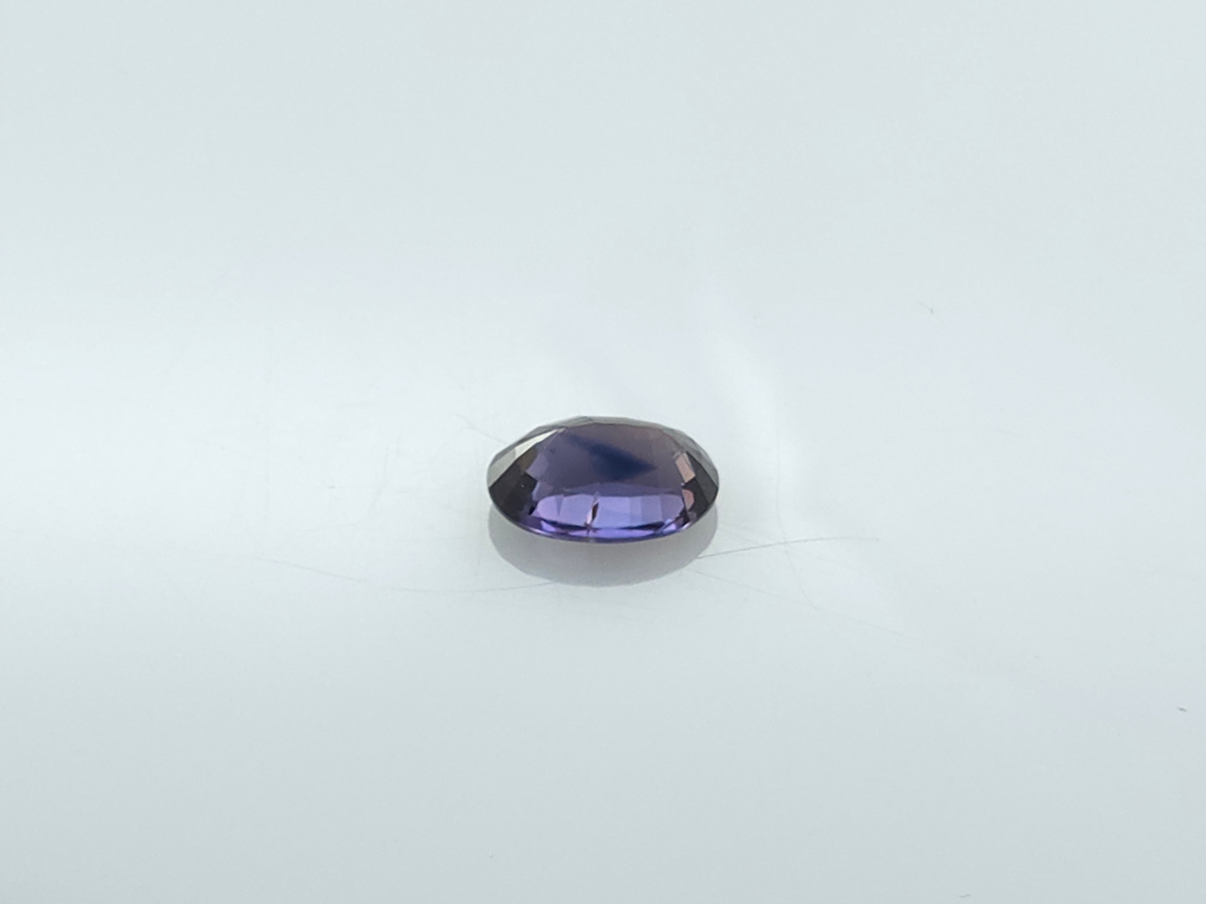 BLUE SAPPHIRE - 3.36 CARATS