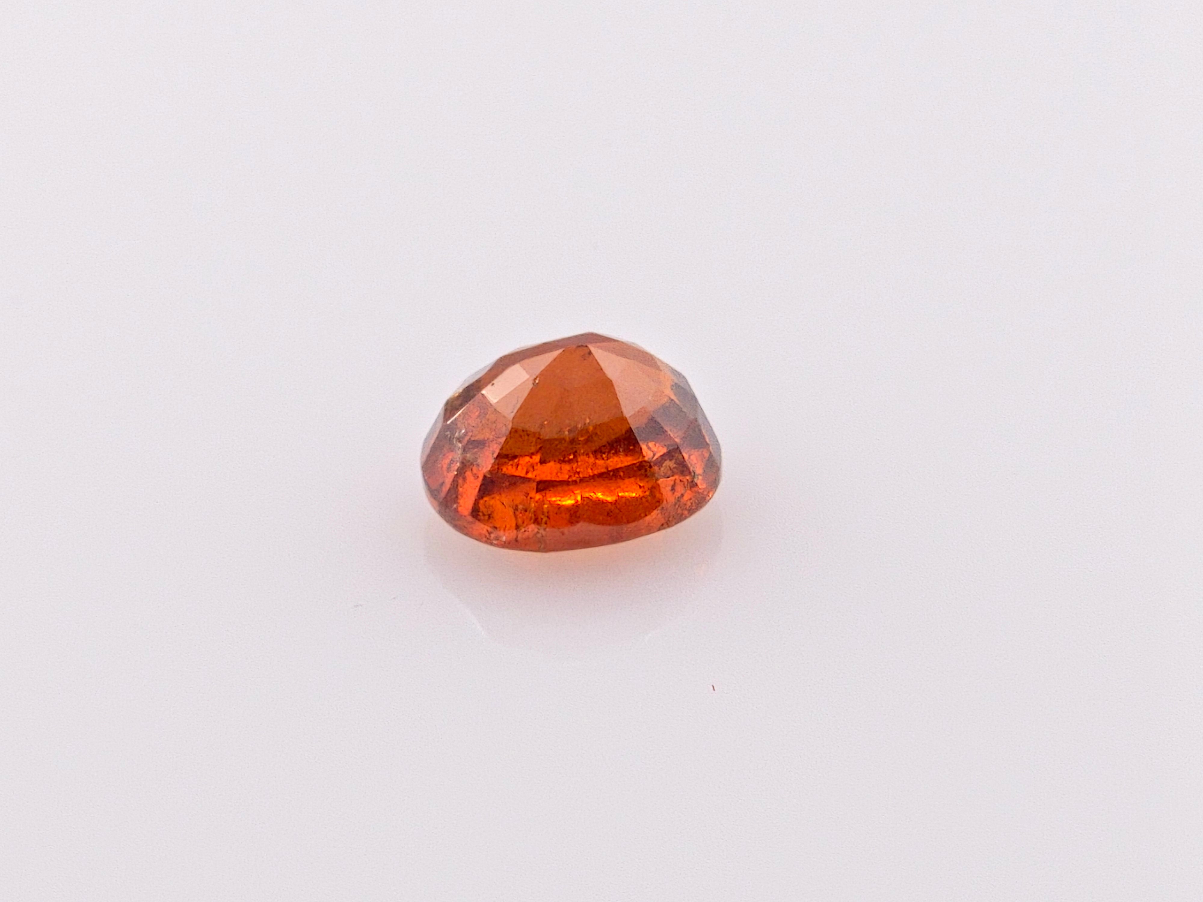 HESSONITE- 5.04 Carats