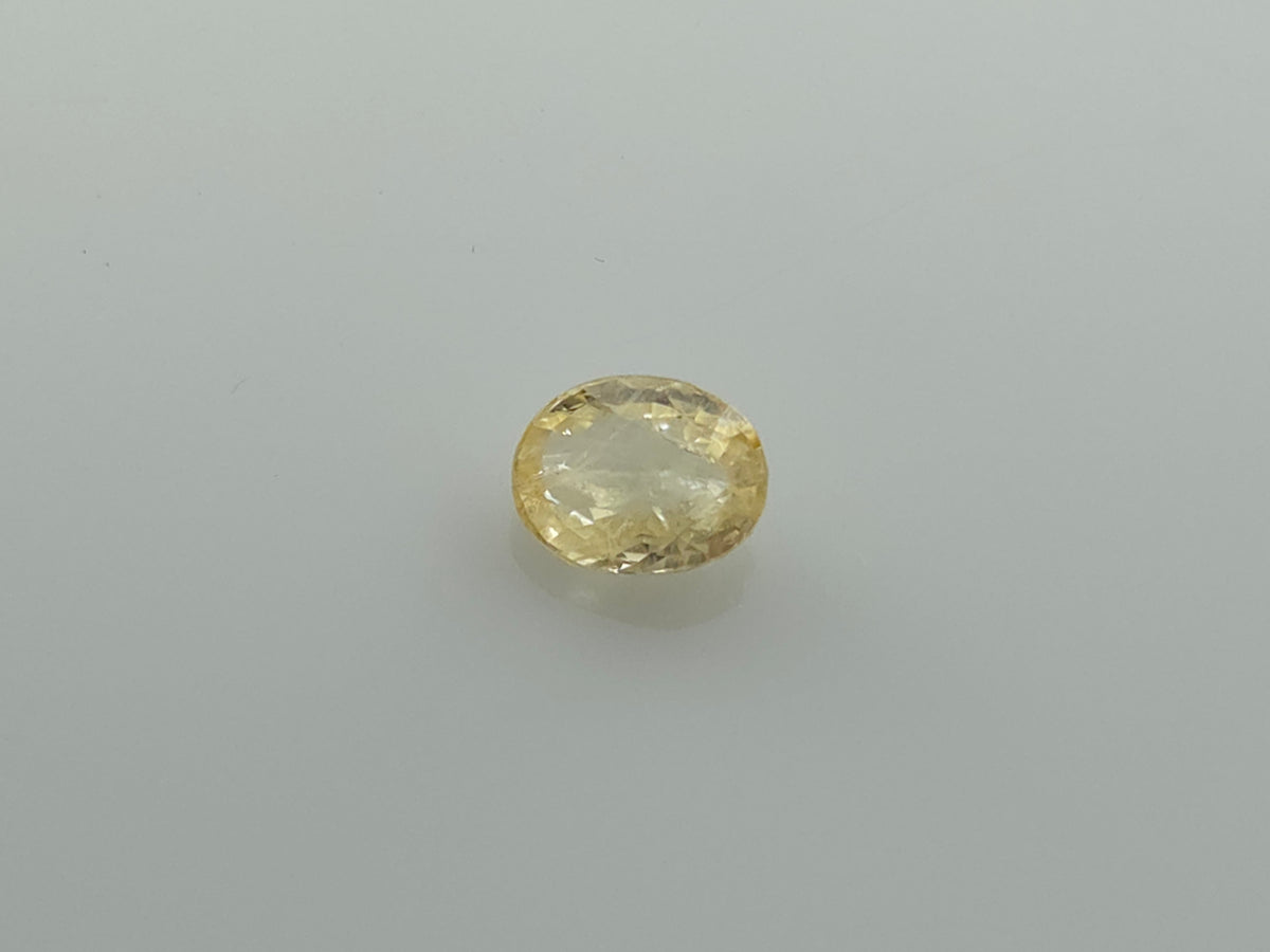 YELLOW SAPPHIRE - 4.33 CARATS