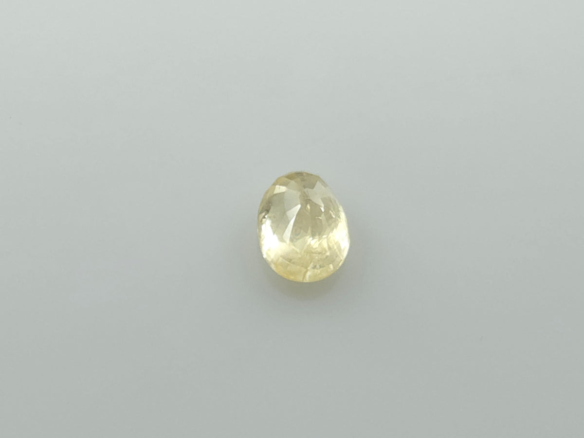 YELLOW SAPPHIRE - 4.33 CARATS