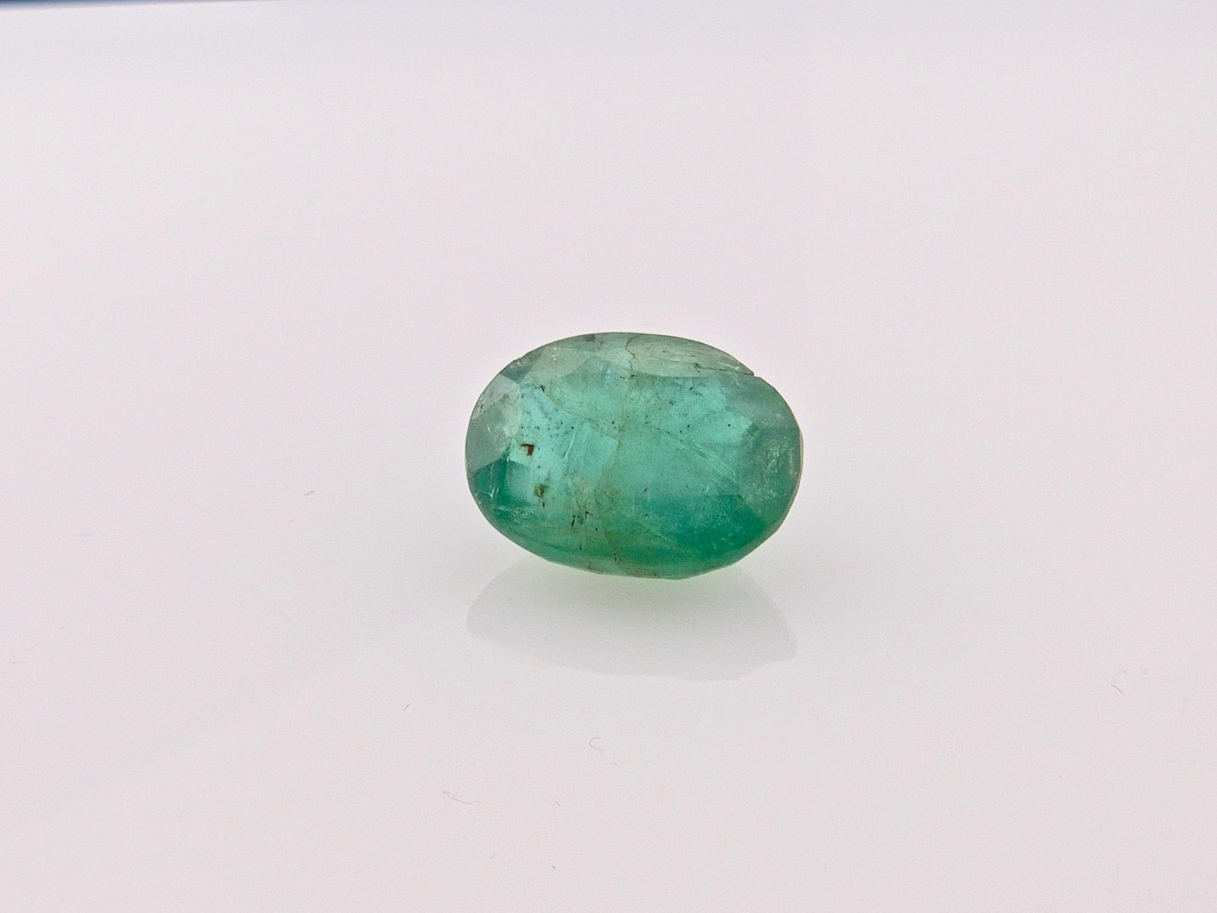 EMERALD-  5.43 Carats