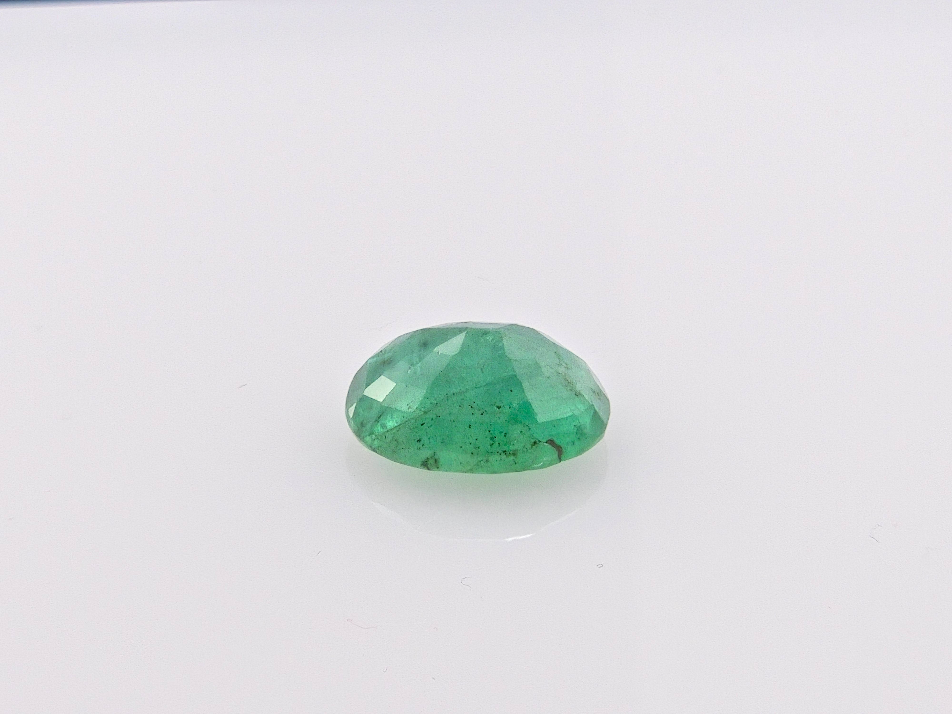 EMERALD-  5.43 Carats